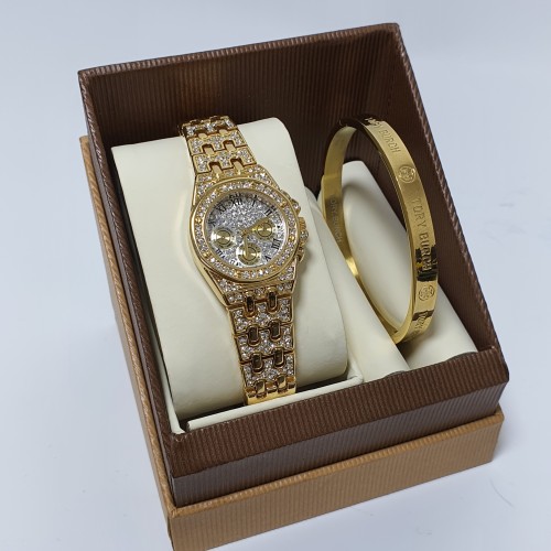 ساعه ماركه مع اسوره اصليه ضمان سنه