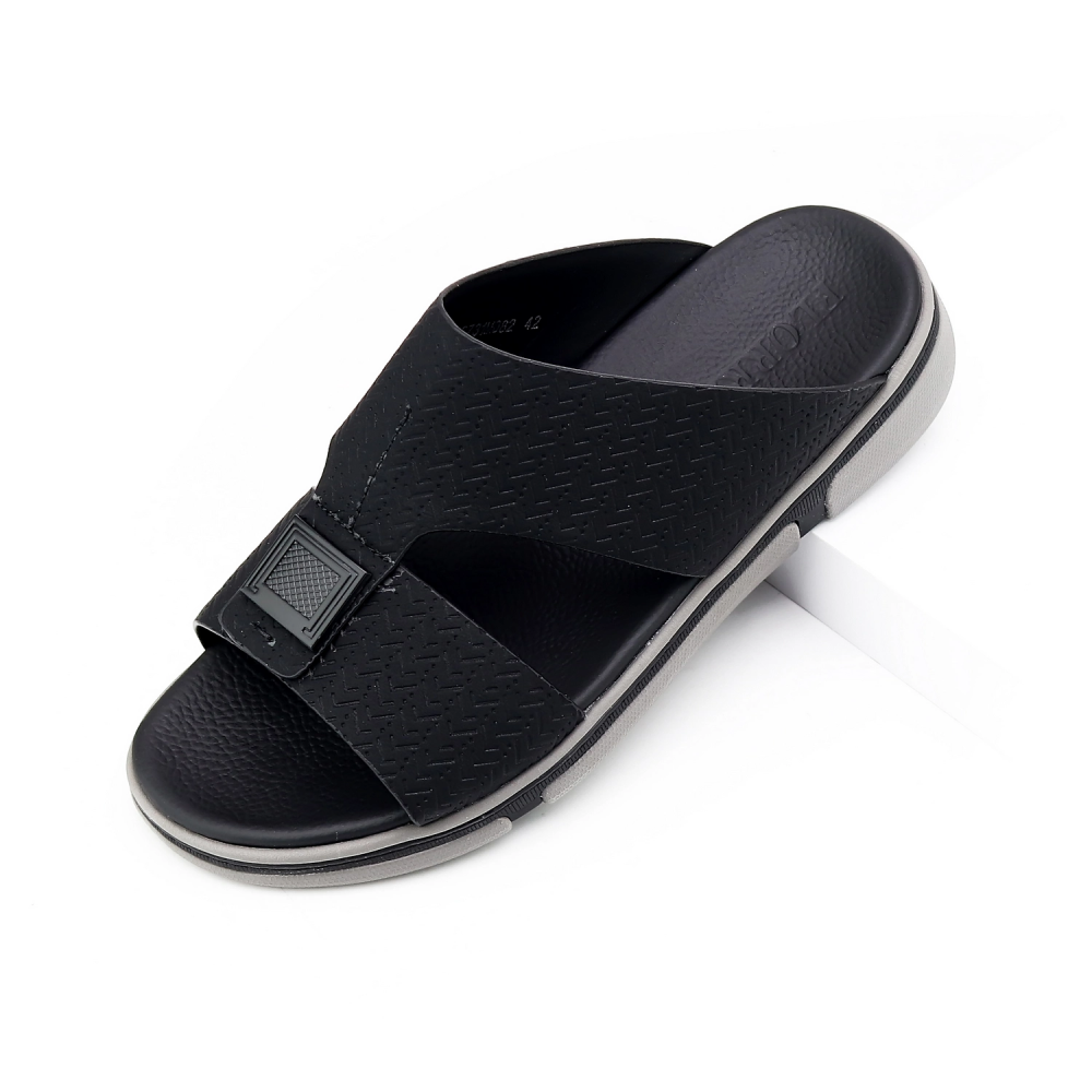 حذاء شرقي خليجي طبي