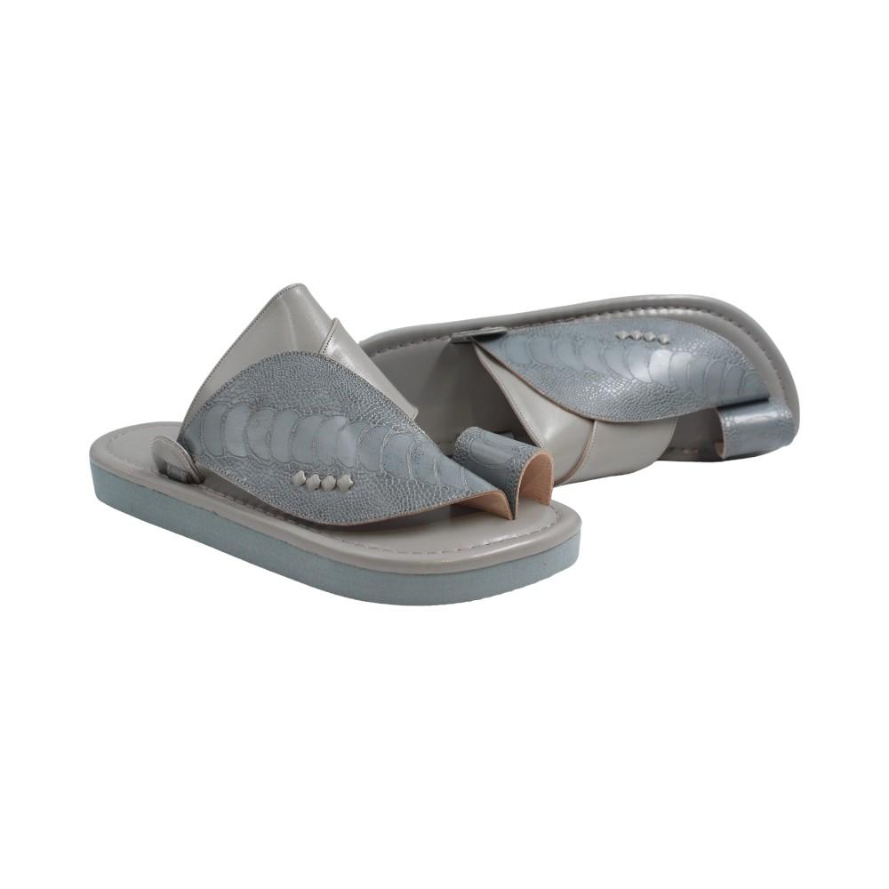 حذاء شرقي سماوي ساق نعام1