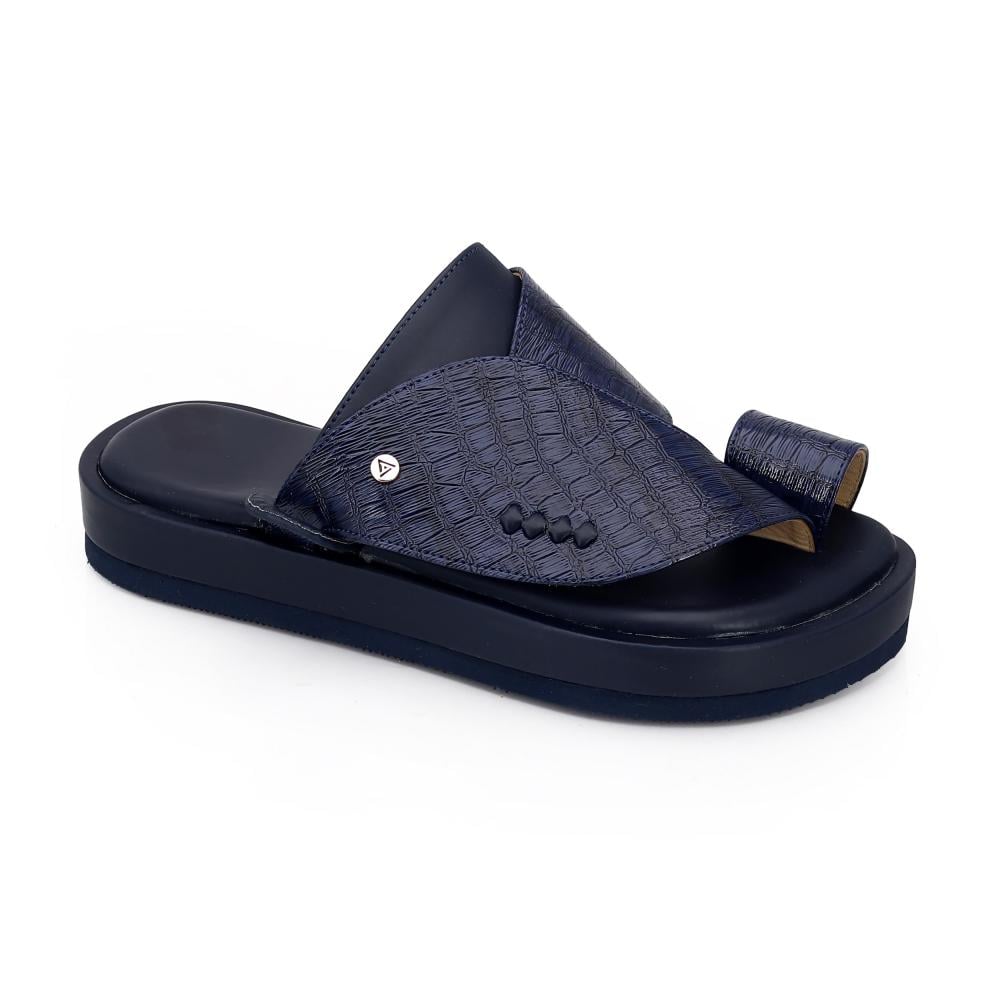 حذاء شرقي كحلي