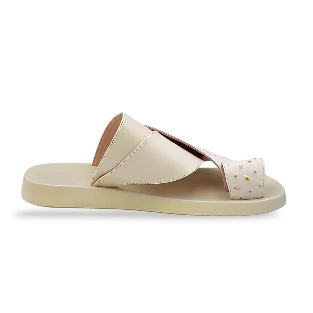 حذاء شرقي جلد نعام بيج