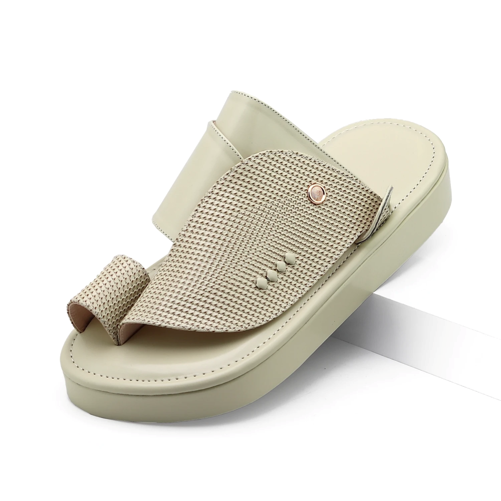 حذاء شرقي بيج نقش