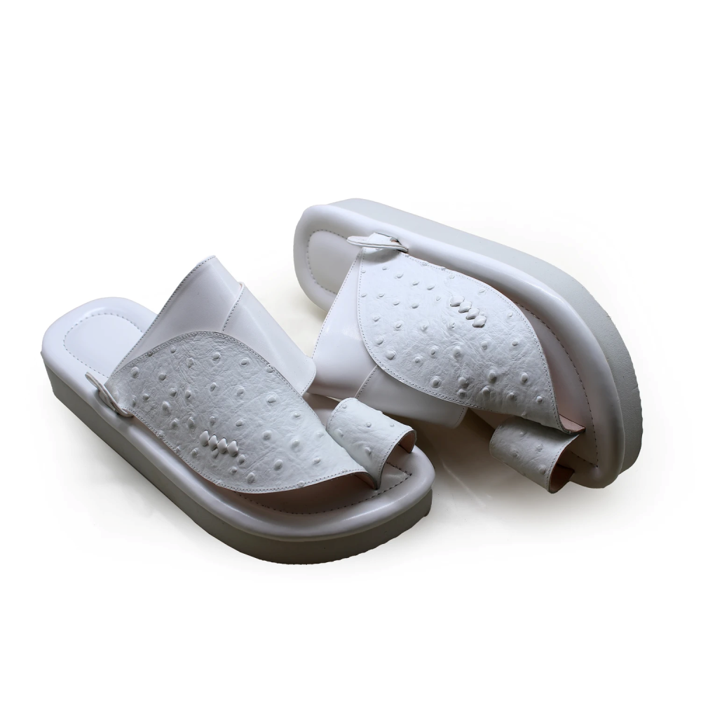 حذاء شرقي جلد نعام ابيض