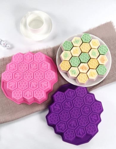 سيليكون كيك / قالب نحل / قالب عسل النحل / قوالب صنع صابون ( قطعه واحده)  لون زهري