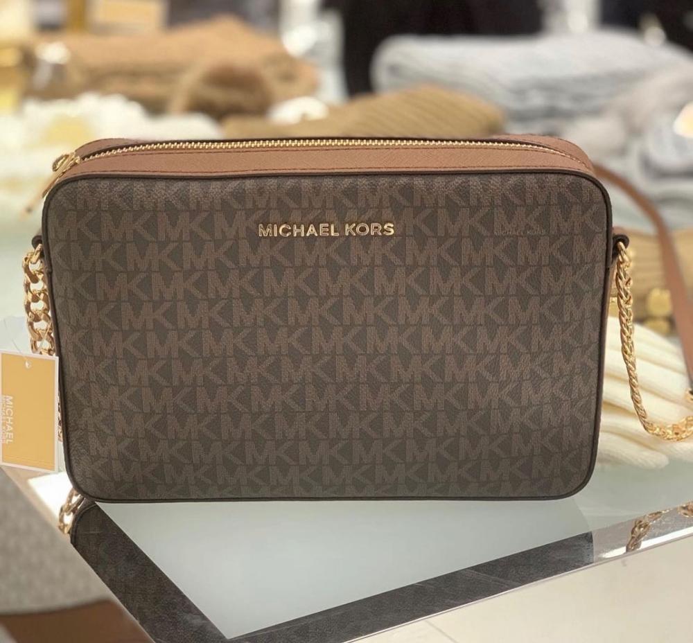 شنط مايكل كورس بني