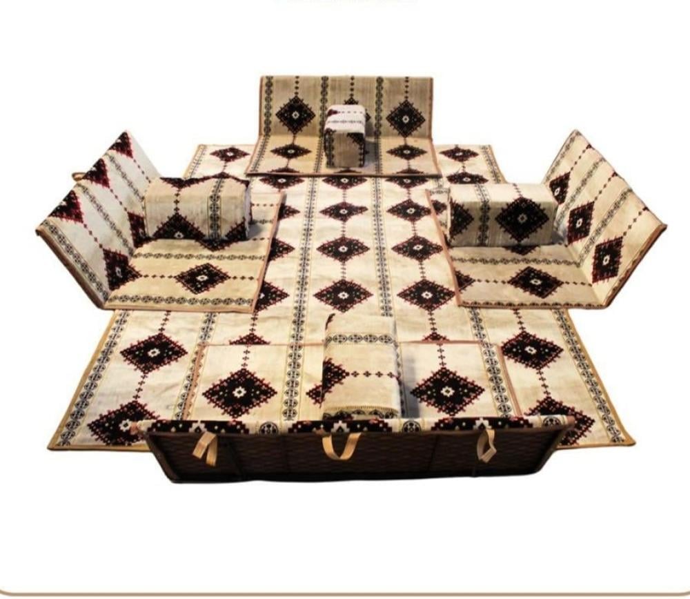 طقم جلسة 8اشخاص بيج (نجدي)