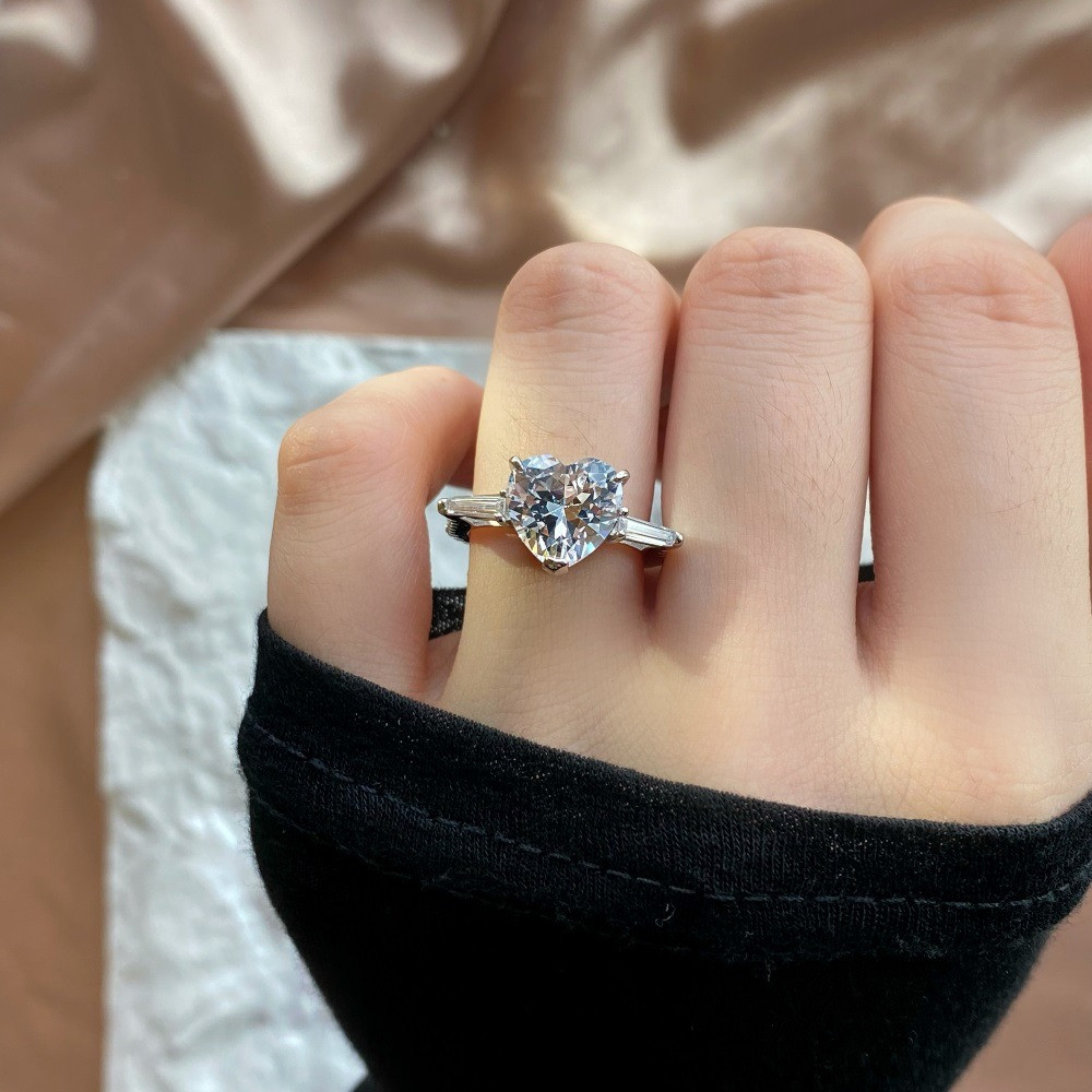 Diamond heart CZ ring