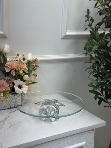 صحن تقديم بقاعدة ورده