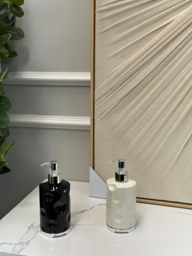 علب صابون اكريلك