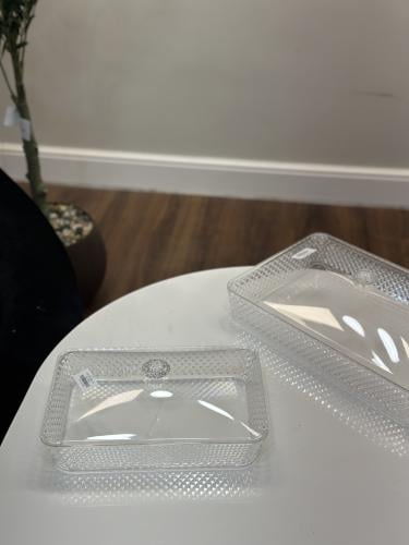 علب تقديم اكريليك بغطاء