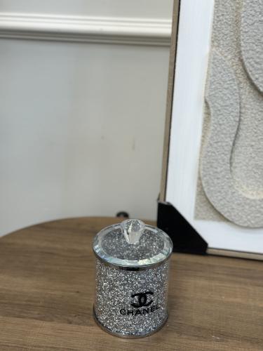 علبة اكسسوار شانيل