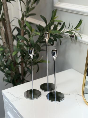 شمعدان فضي ٣ احجام