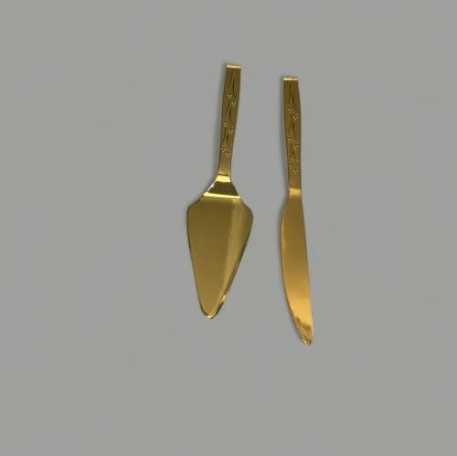 طقم قطاعة كيك ذهبي بنقشة انيقه