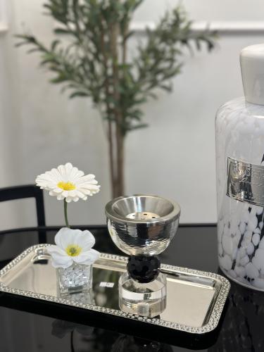 مبخره فضي بكرستال اسود