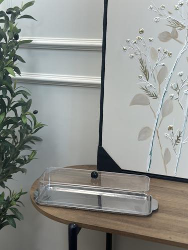 صحن تقديم بغطاء اكريليك