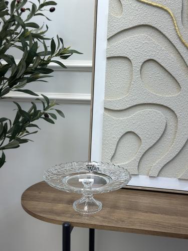 صحن تقديم بقاعدة