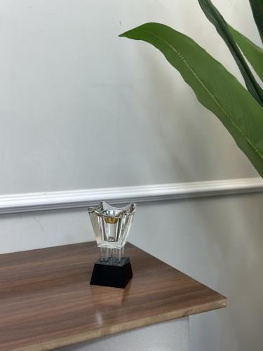 مبخرة كرستال بقاعدتين فحم