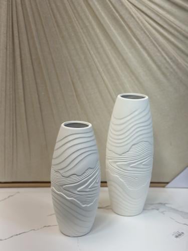 فازة سيراميك ابيض