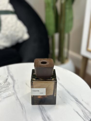 فواحه معطره بأعواد خشبيه 150مل