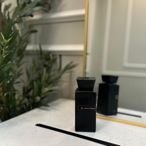 فواحة معطره بأعواد موزعه سعة 250مل