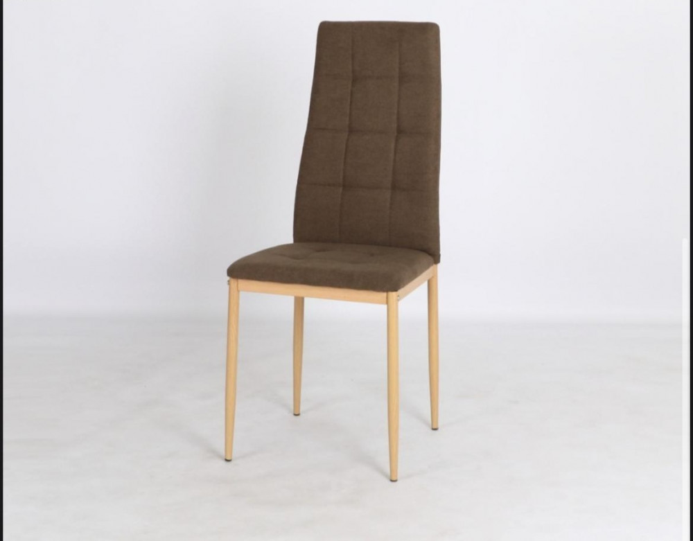 كراسي بظهر طويل