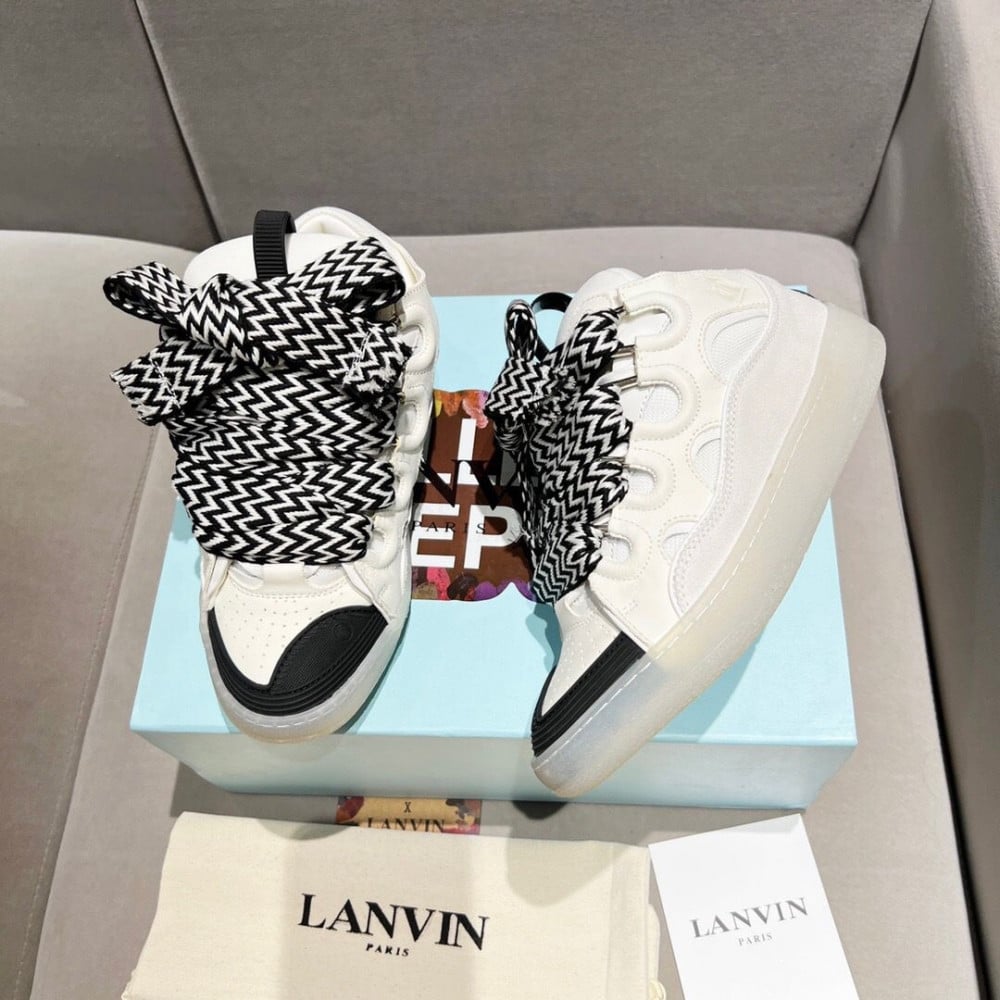 Lanvin curb