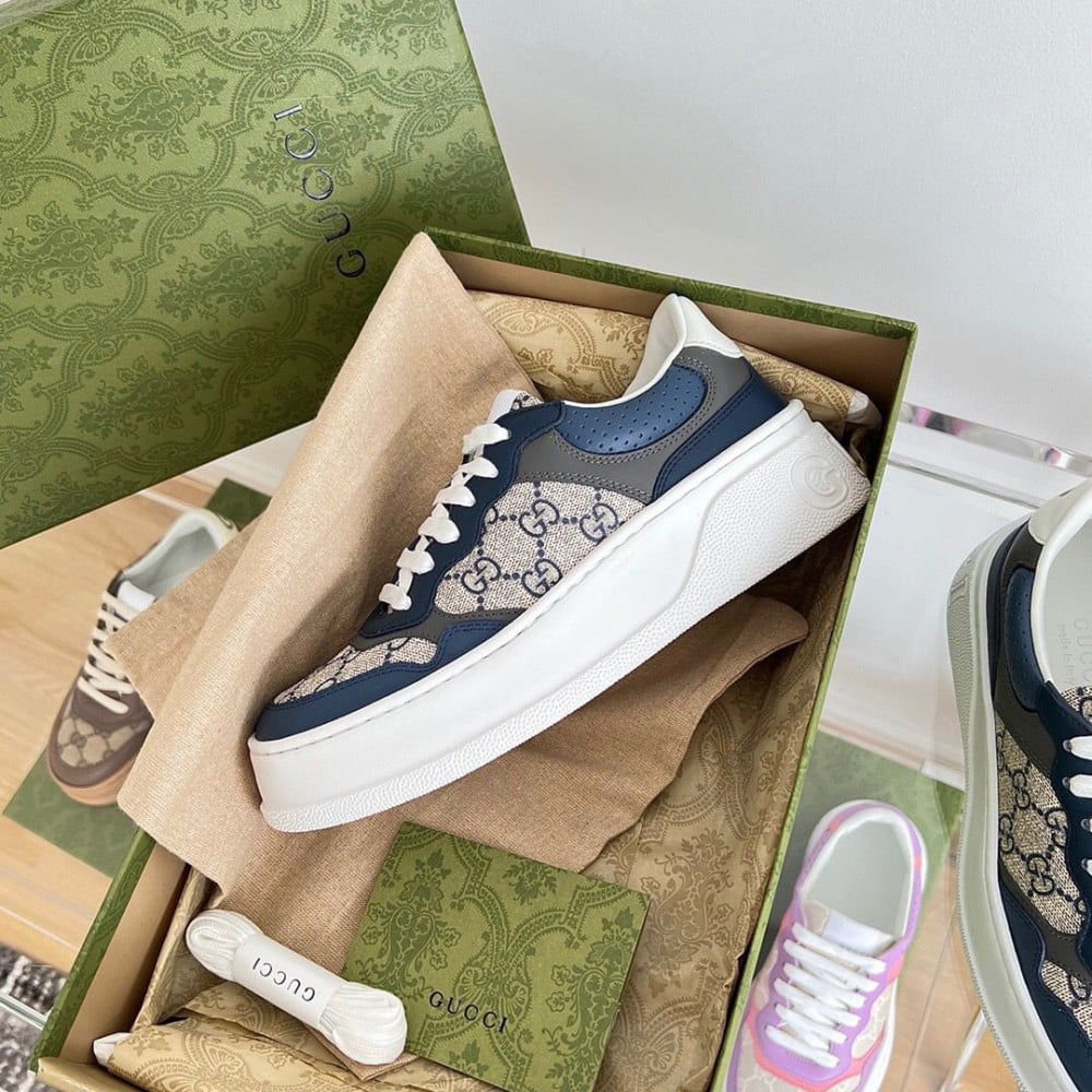 Gucci GG Supreme