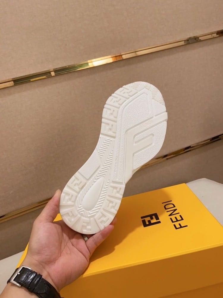 Fendi flow