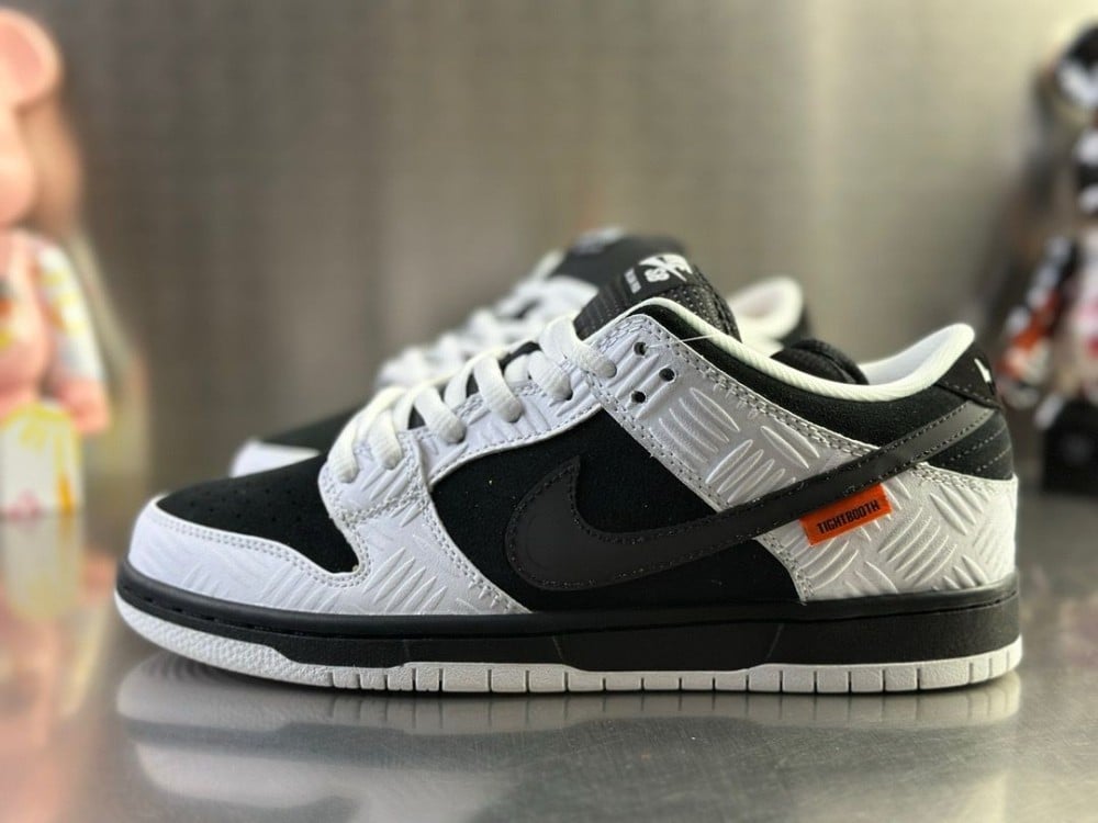 Nike SB Dunk Low x TIGHTBOOTH White Black Titanium Sneakers