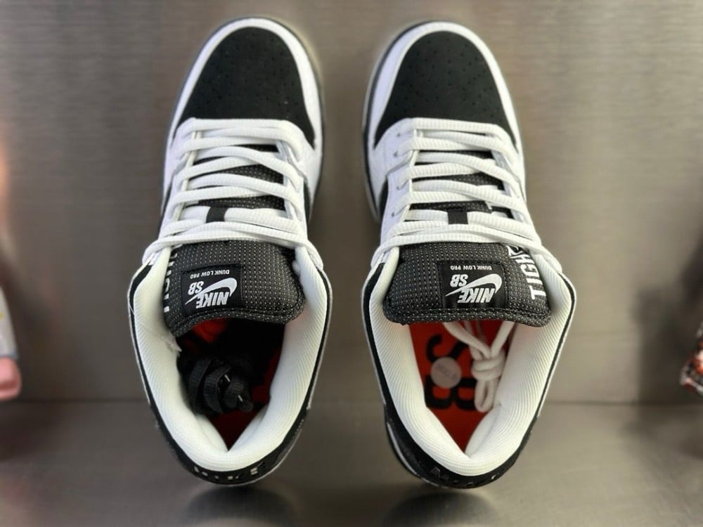 Nike SB Dunk Low x TIGHTBOOTH 'White Black' - Titanium Sneakers