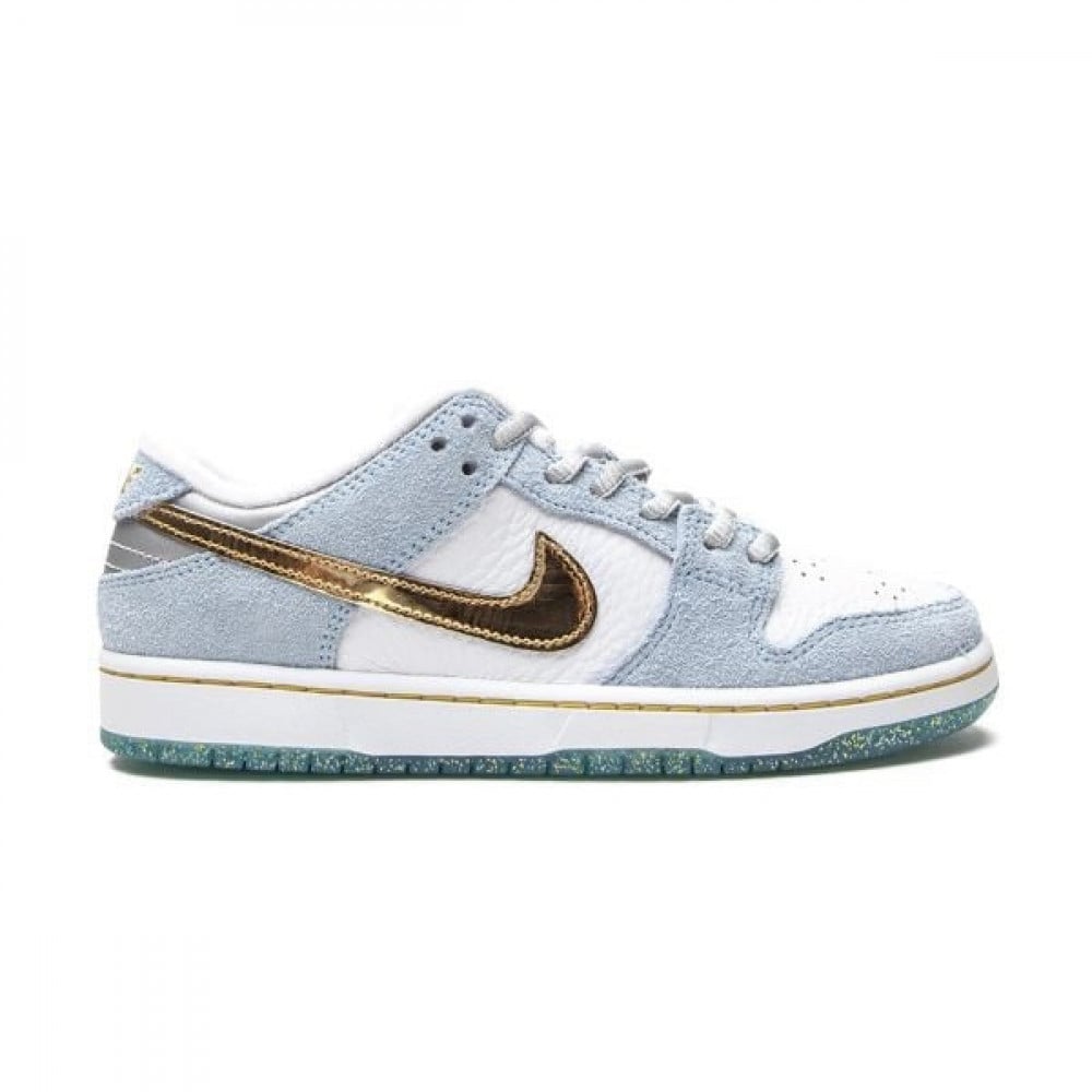 Nike SB Dunk Holiday Special