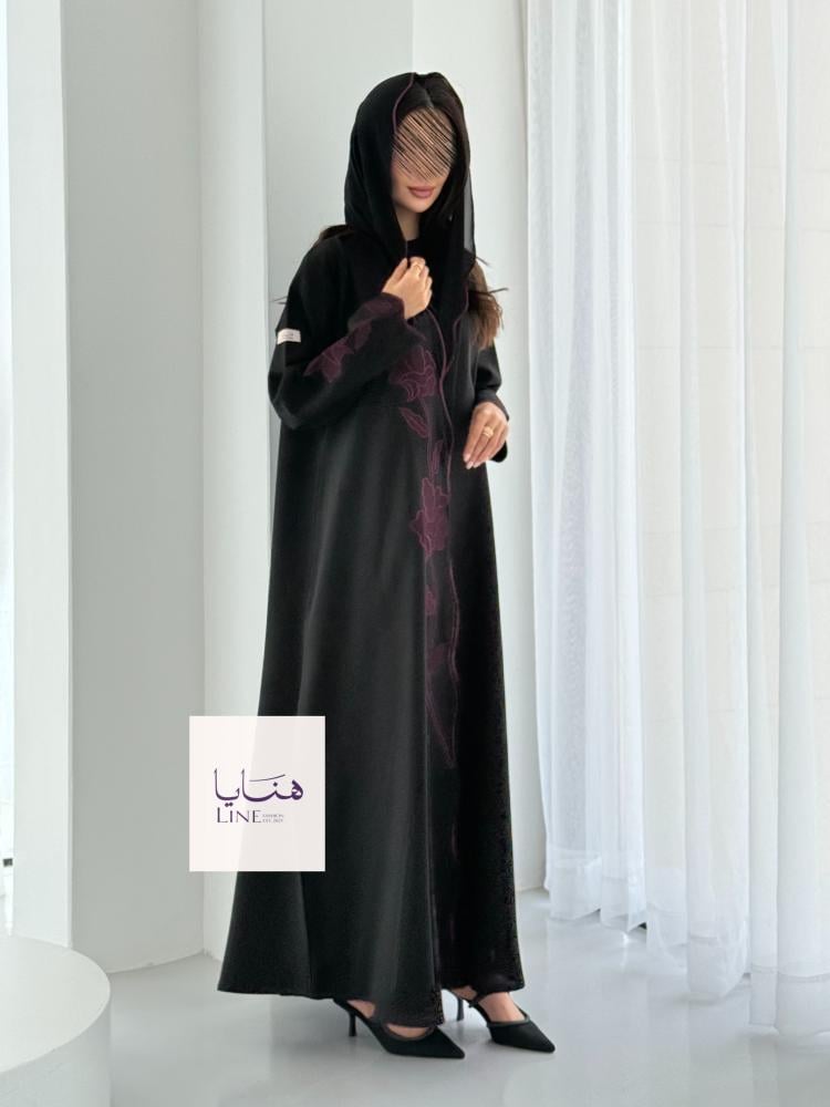 عباية الفارقه بقماش كريب كتان تطريز عنابي