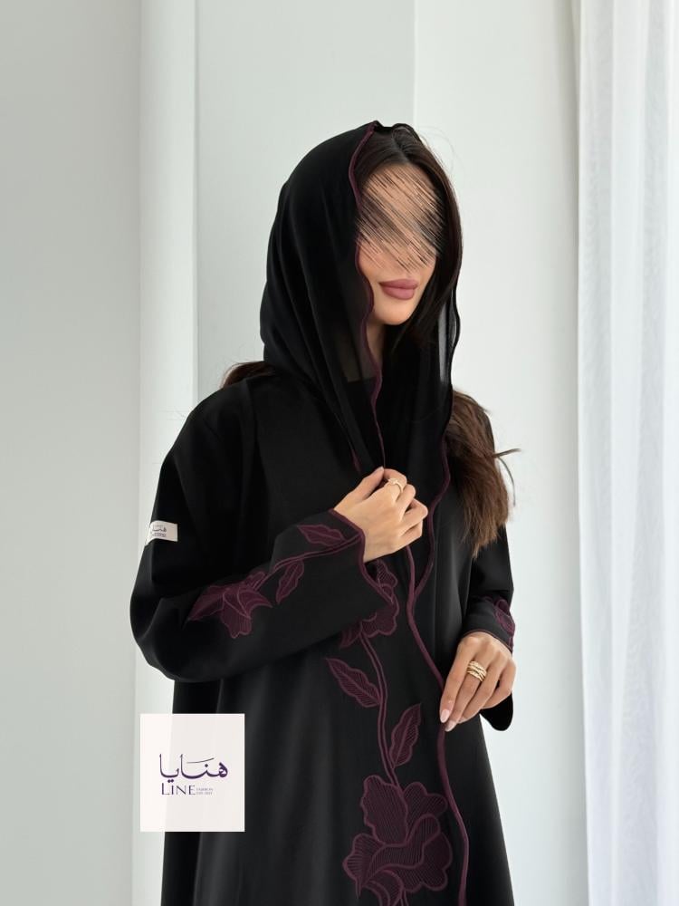 عباية الفارقه بقماش كريب كتان تطريز عنابي