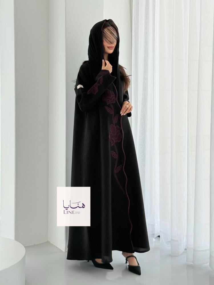 عباية الفارقه بقماش كريب كتان تطريز عنابي