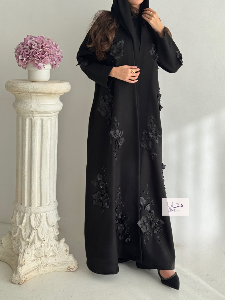 عباية انجاز قماش كريب الاناقة مزين بورد