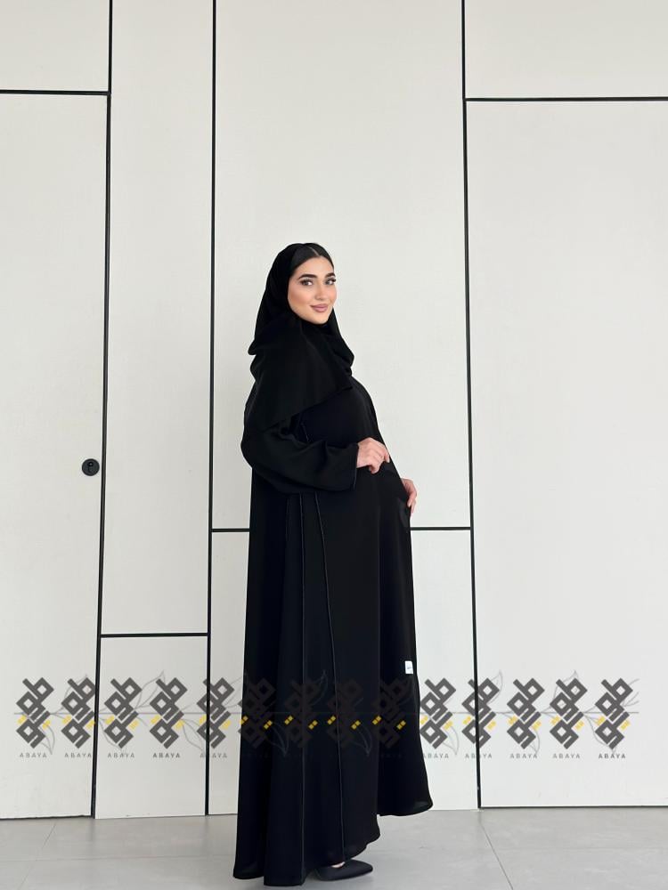 عباية شيك خرز لاطلاله مثاليه