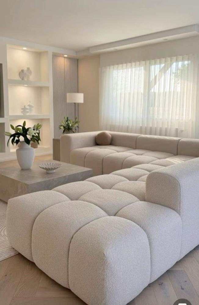 كنب زاوية حرف L بتصميم مودرن-اوف وايت
