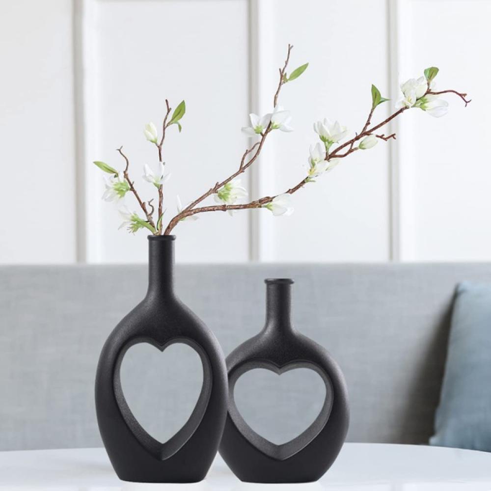 طقم فازات سيراميك  2 قطعة قلب ، لون أسود ، 28 سم و22 سم
