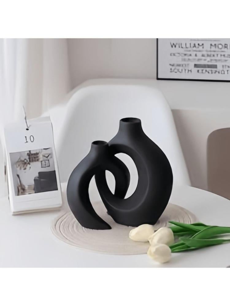 طقم فازات سيراميك عصرية 2 قطعة مفرغ متداخل  ، لون أسود