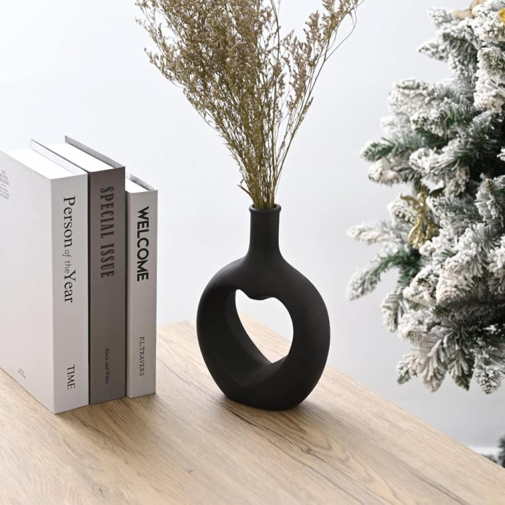 طقم فازات سيراميك  2 قطعة قلب ، لون أسود ، 28 سم و22 سم