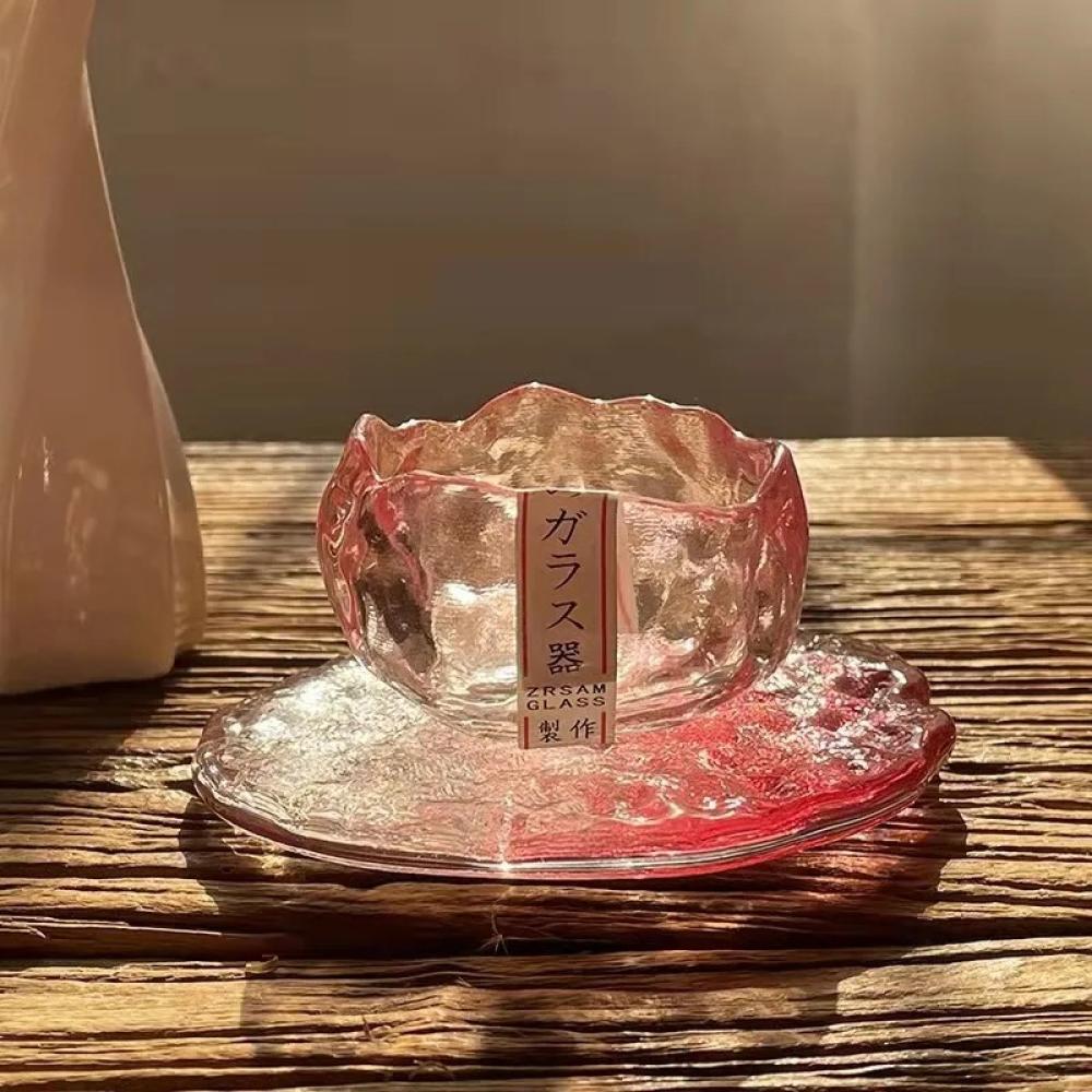 كوب شاي بتصميم مميز