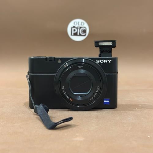 Black - Sony RX100 Mark 1