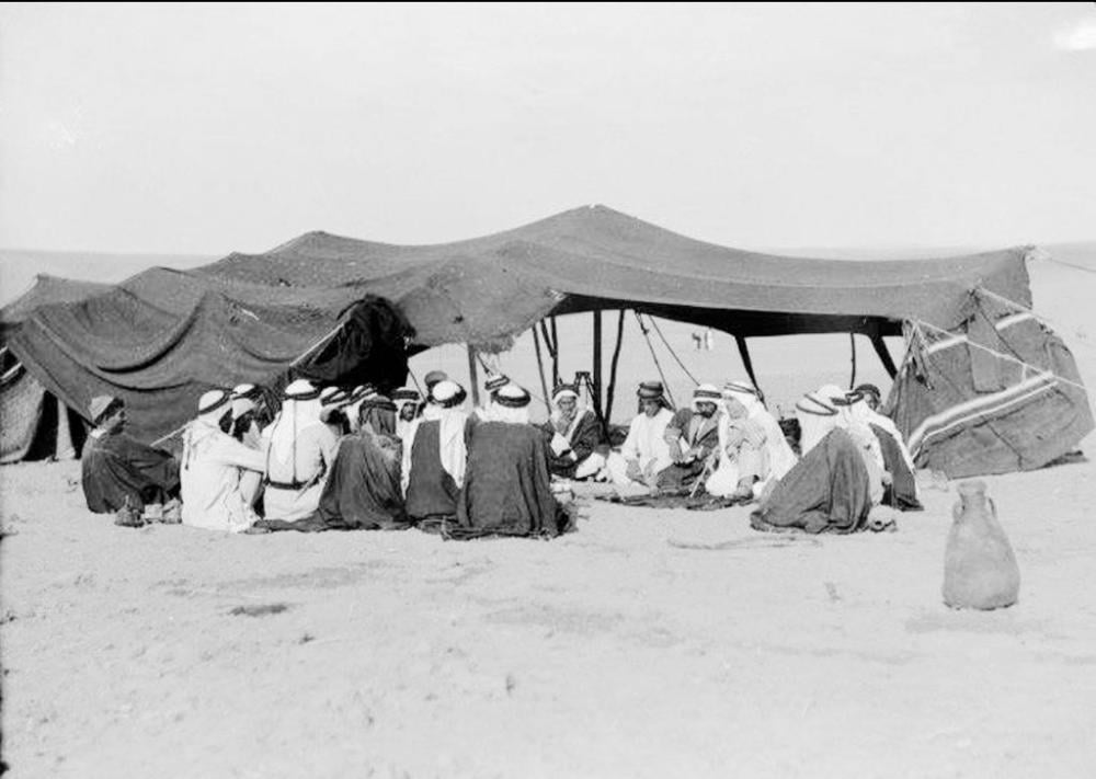 انتبه فإن غير الناضجين يظهرون طيبتهم قبل الاستغلال بأيام