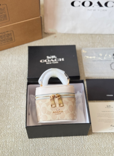 شنطة CHANEL MINI