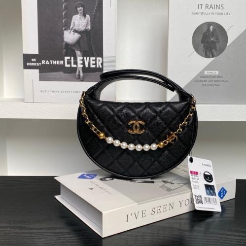 Chanel Hola Hop Pearl Model