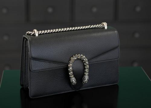 ‏Gucci double tiger head black diamond buckle bag