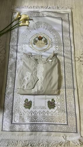 طقم سجاده وجلال صلاه قطن بارد بسحاب للأطفال سن ٣سن...