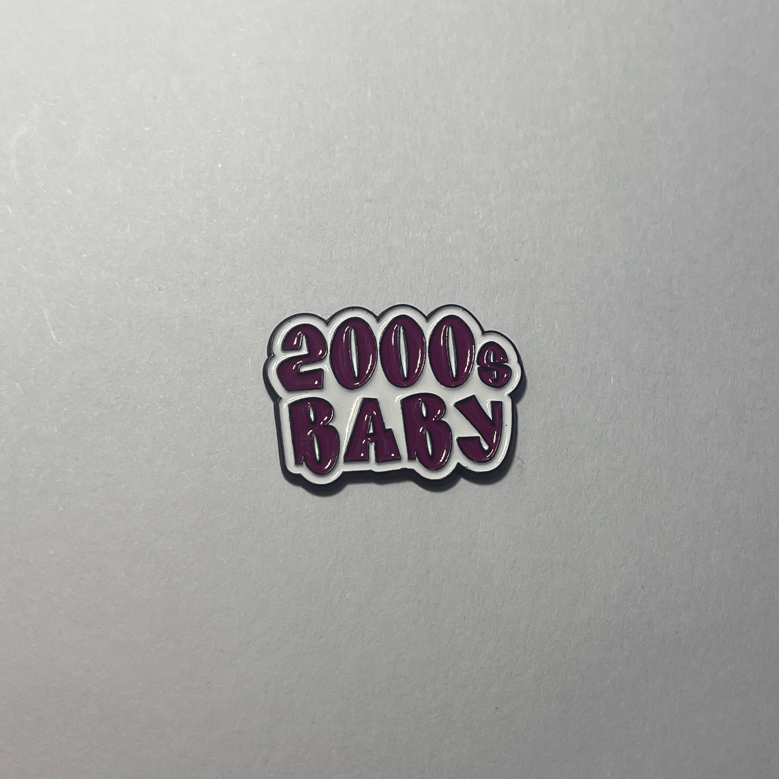 استكر معدني لاصق - baby 2000s