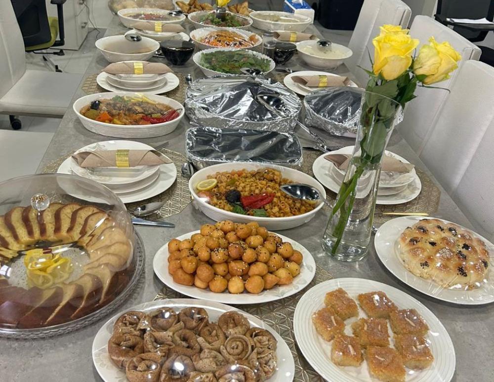 زيارة مسؤولي مهارة لتقييم متدربات برنامج الطهي بعد نهاية التدريب