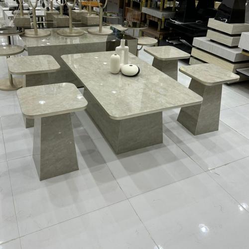 طقم طاولة بيج